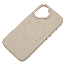 Чехол накладка Creative Stylish с поддержкой MagSafe для APPLE iPhone 16, защита камеры, экокожа, бархат, цвет светло розовый