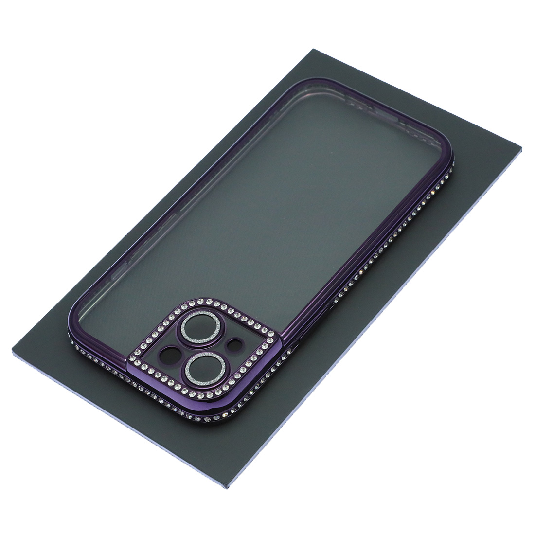 Чехол накладка для APPLE iPhone 15, силикон, защита камеры, стразы, цвет окантовки фиолетовый
