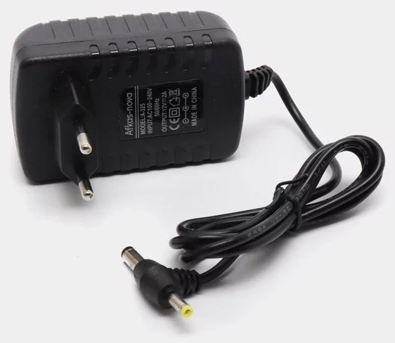 Блок питания универсальный AFKAS-NOVA A-325, 12V-2A, с двумя разъемами 5.5*2.5 мм и 4.0*1.7 мм, длина 1 метр, цвет черный