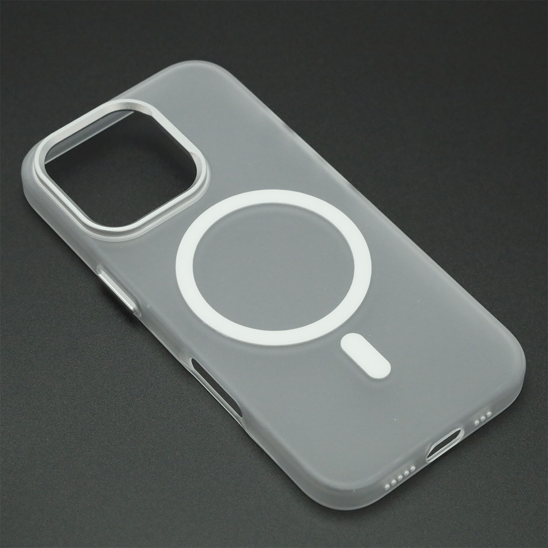 Чехол накладка Cabbeen с поддержкой MagSafe для APPLE iPhone 16 Pro, матовый, цвет прозрачно белый