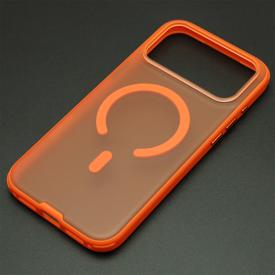 Чехол накладка NEW с поддержкой Magsafe для APPLE iPhone 17 Pro Max, iPhone 18 Pro Max, матовый, силикон, пластик, цвет прозрачно оранжевый