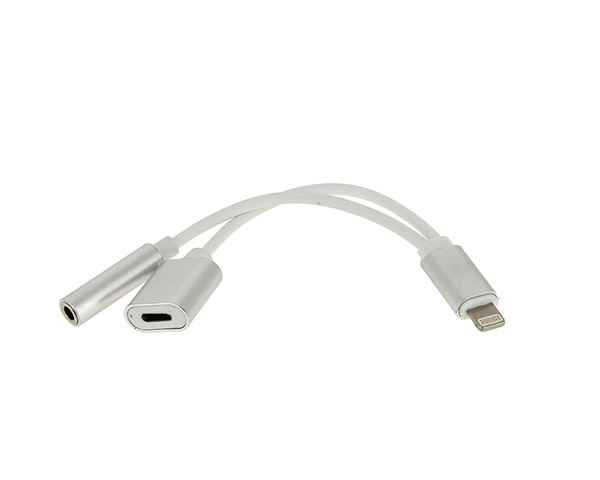 Переходник с Apple 8pin на Apple 8pin + jack 3.5мм, цвет белый серебристый кант П4-6.