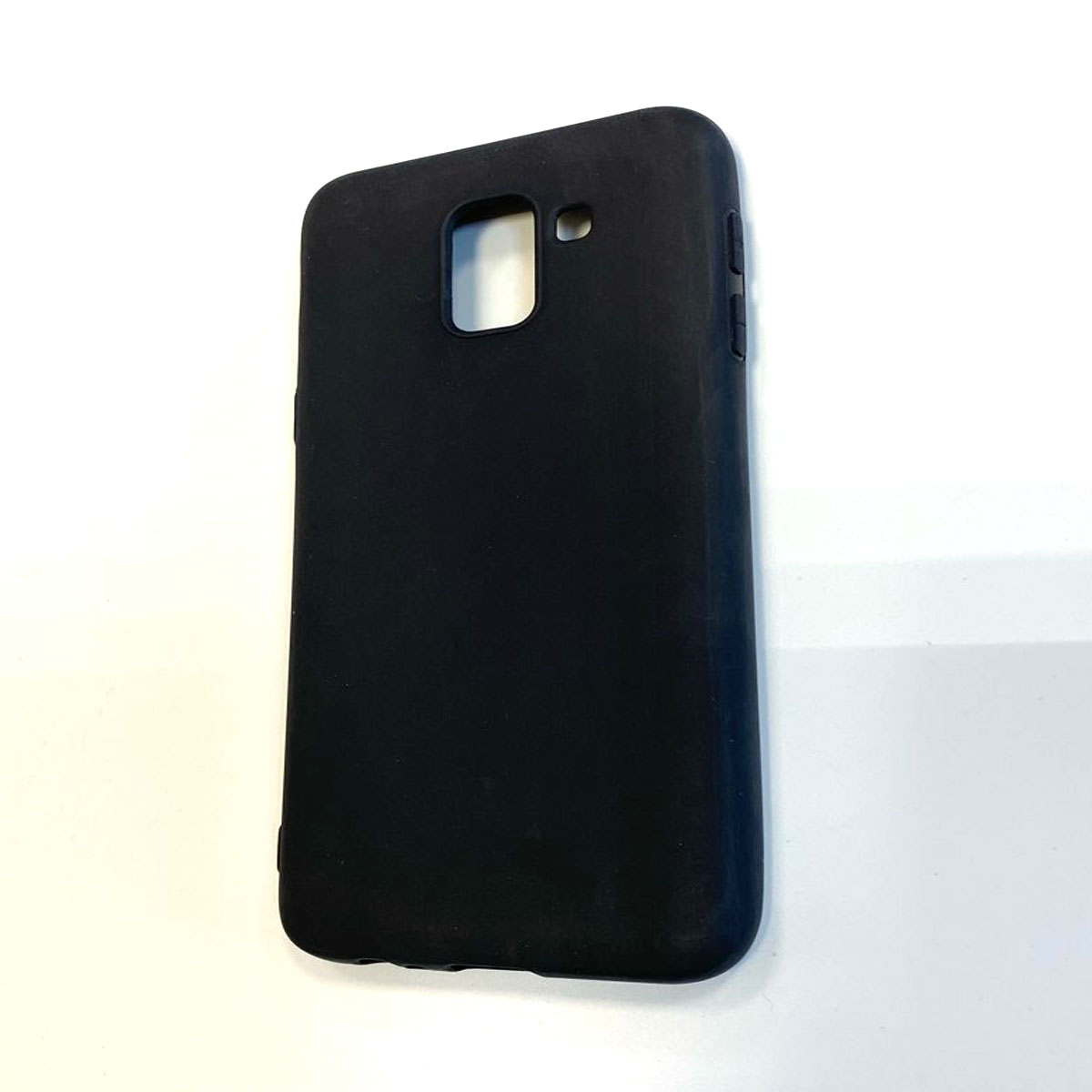 Чехол накладка для SAMSUNG Galaxy J6 2018 (SM-J600), силикон, матовый, цвет черный Чехол накладка для SAMSUNG Galaxy J6 2018 (SM-J600), силикон, матовый, цвет черный