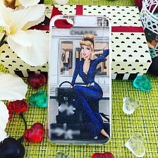 Чехол накладка для APPLE iPhone 7, 8, силикон, рисунок подарки и девушка в синем.