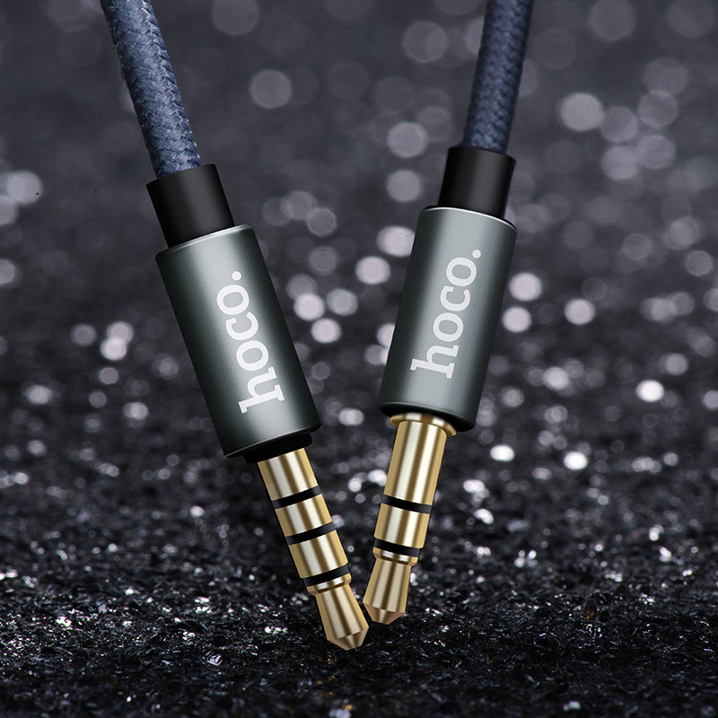 HOCO UPA04 Noble AUX аудио-кабель, с микрофоном, длина 1 метр, цвет графитовый.