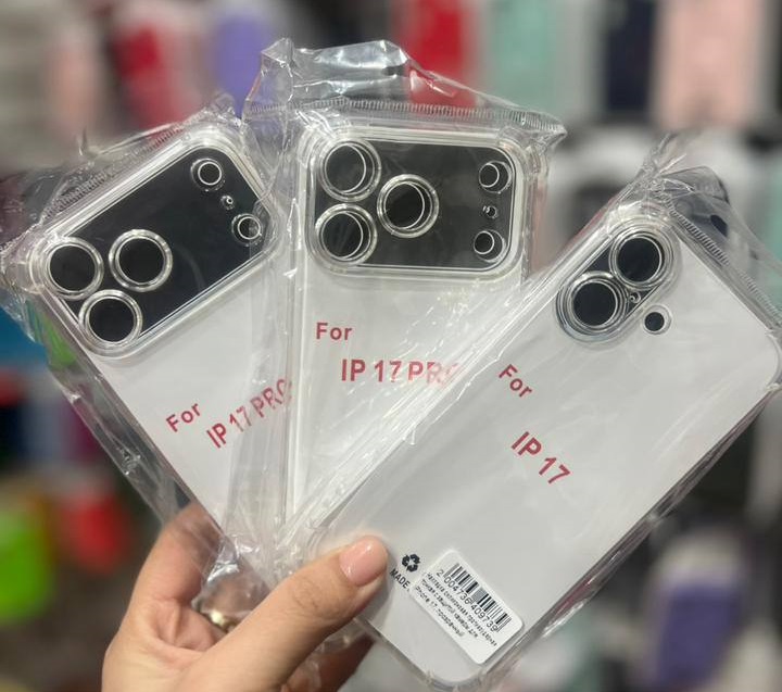 Чехол накладка 1.5MM для APPLE iPhone 17 Pro Max, защита камеры, усиленные края, силикон, прозрачный